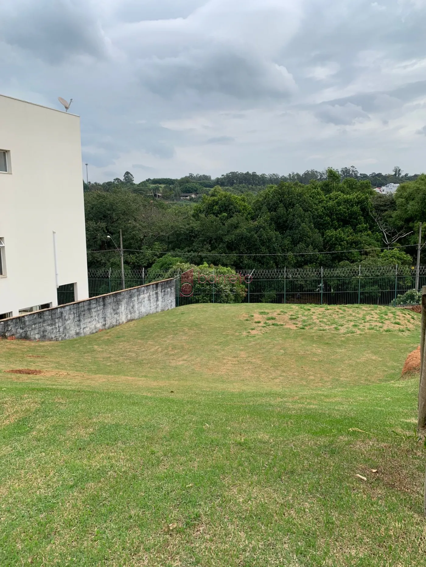 TERRENO À VENDA NO CONDOMÍNIO QUINTAS DO LAGO EM JUNDIAÍ/SP