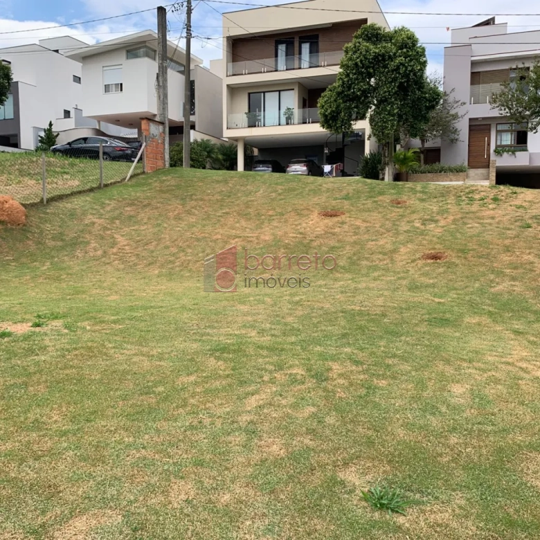TERRENO À VENDA NO CONDOMÍNIO QUINTAS DO LAGO EM JUNDIAÍ/SP