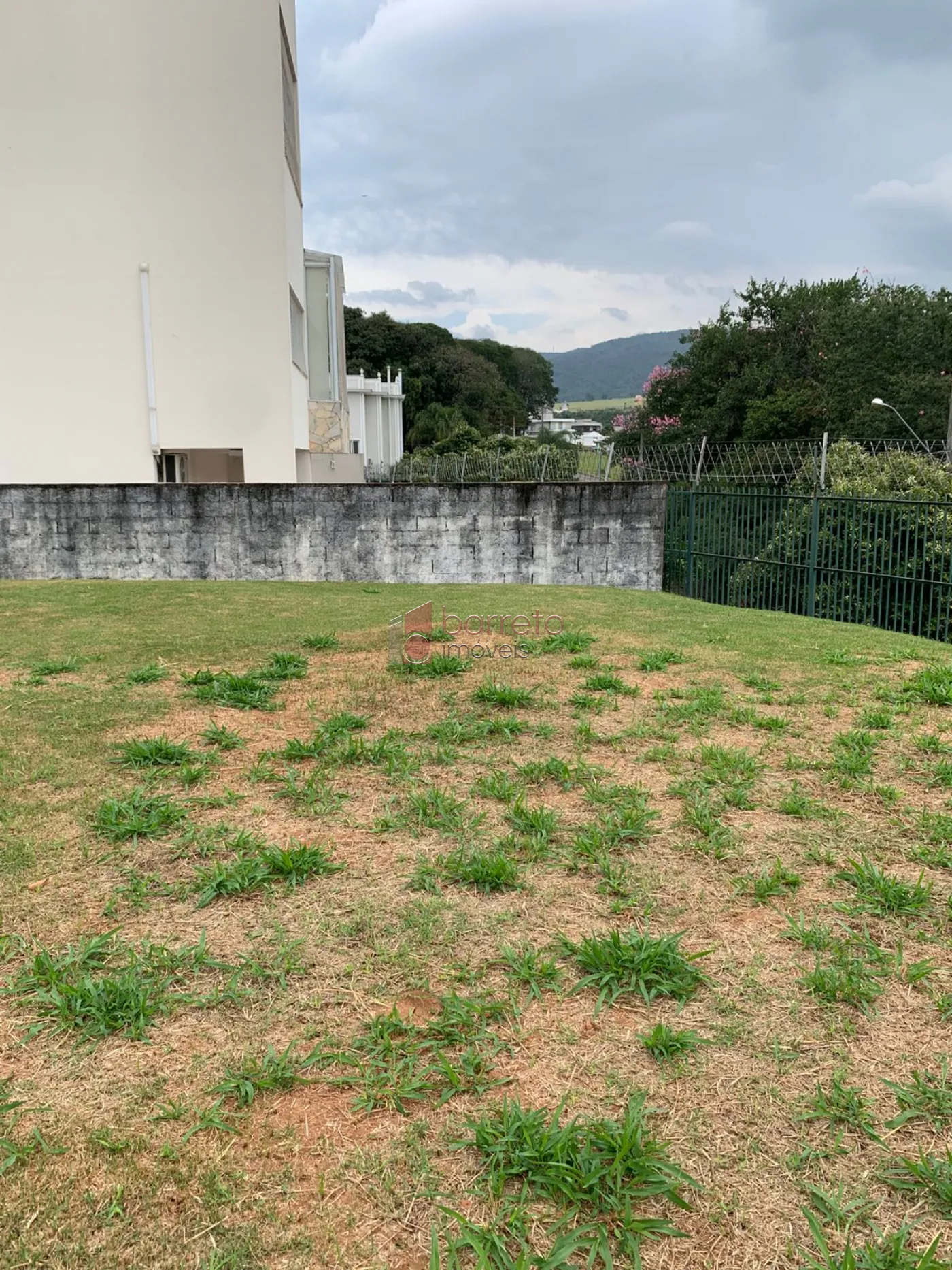 TERRENO À VENDA NO CONDOMÍNIO QUINTAS DO LAGO EM JUNDIAÍ/SP