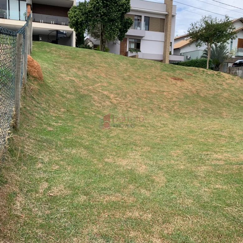 TERRENO À VENDA NO CONDOMÍNIO QUINTAS DO LAGO EM JUNDIAÍ/SP