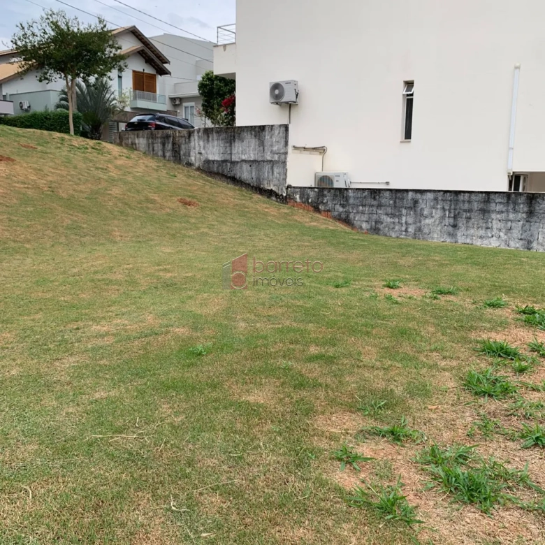 TERRENO À VENDA NO CONDOMÍNIO QUINTAS DO LAGO EM JUNDIAÍ/SP