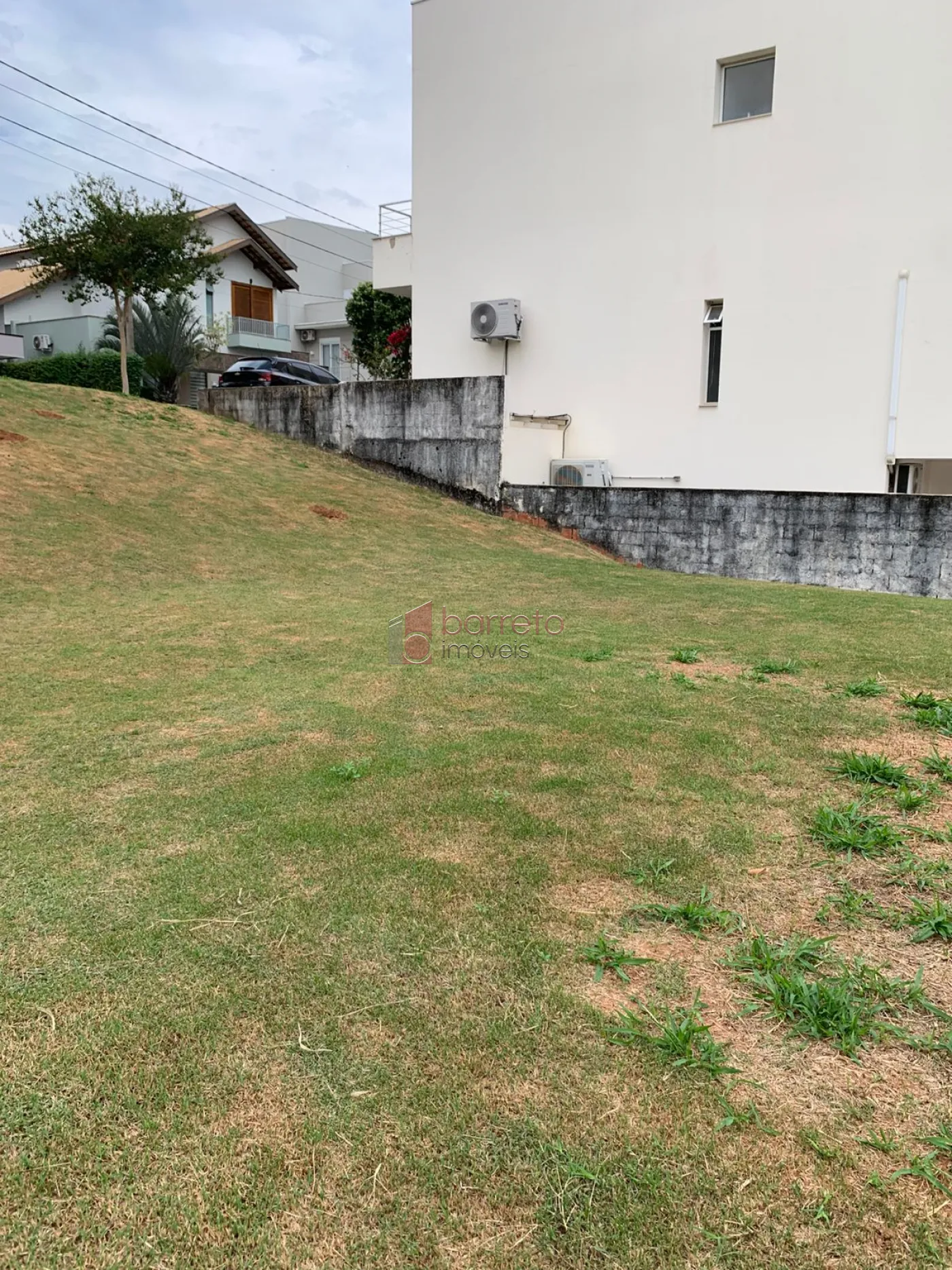 TERRENO À VENDA NO CONDOMÍNIO QUINTAS DO LAGO EM JUNDIAÍ/SP