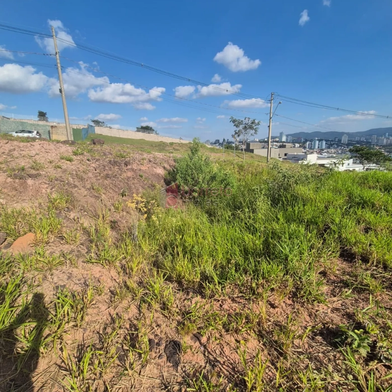 TERRENO À VENDA NO CONDOMÍNIO BOSQUE DO HORTO EM JUNDIAÍ/SP