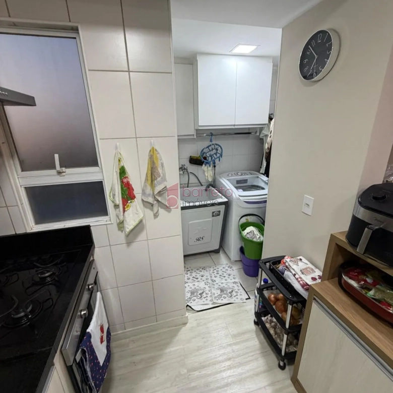 APARTAMENTO MOBILIADO À VENDA NO CONDOMÍNIO MORADA DOS PINHEIROS EM VÁRZEA PAULISTA/SP