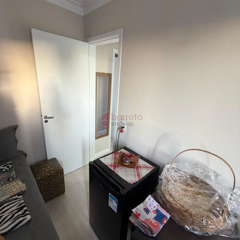 APARTAMENTO MOBILIADO À VENDA NO CONDOMÍNIO MORADA DOS PINHEIROS EM VÁRZEA PAULISTA/SP