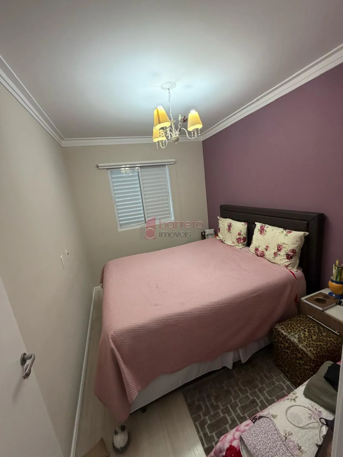 APARTAMENTO MOBILIADO À VENDA NO CONDOMÍNIO MORADA DOS PINHEIROS EM VÁRZEA PAULISTA/SP