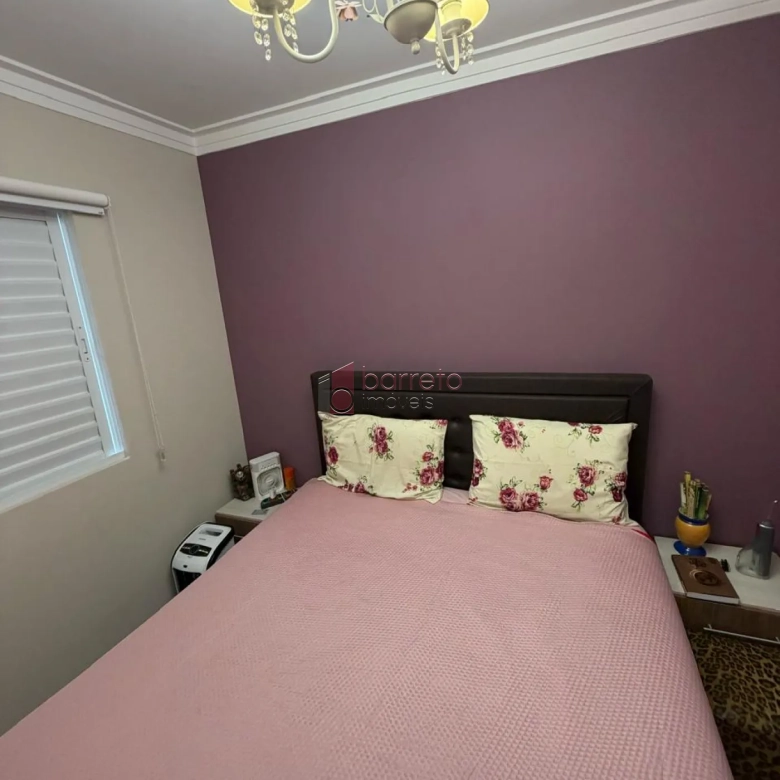 APARTAMENTO MOBILIADO À VENDA NO CONDOMÍNIO MORADA DOS PINHEIROS EM VÁRZEA PAULISTA/SP