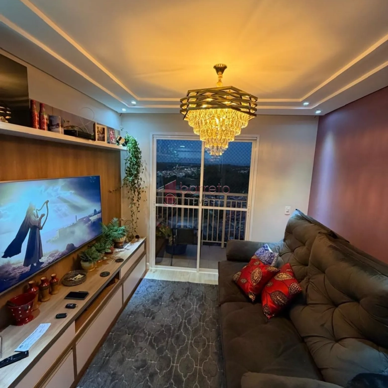 APARTAMENTO MOBILIADO À VENDA NO CONDOMÍNIO MORADA DOS PINHEIROS EM VÁRZEA PAULISTA/SP