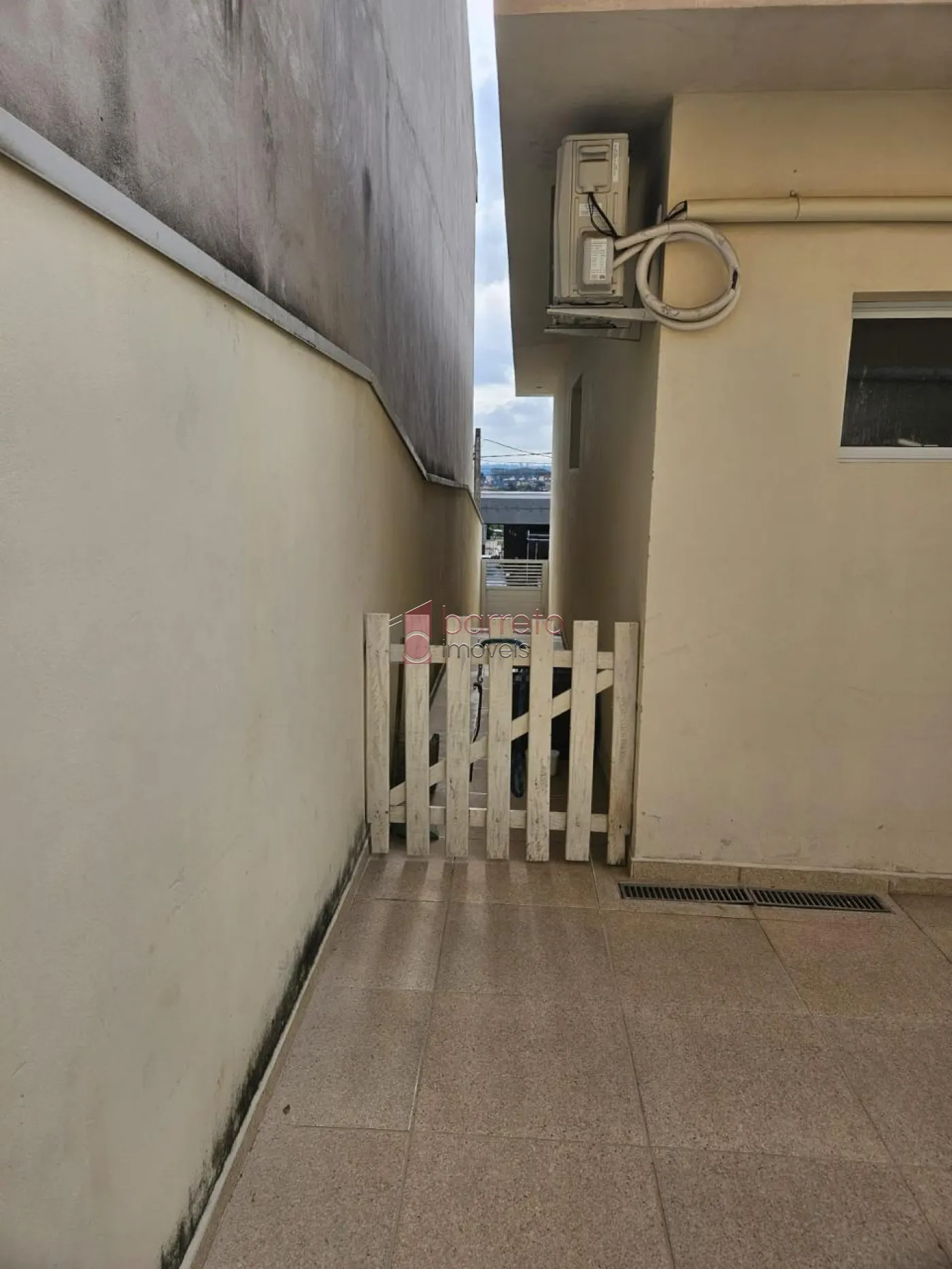 CASA À VENDA NO CONDOMÍNIO LAGUNA EM VÁRZEA PAULISTA/SP