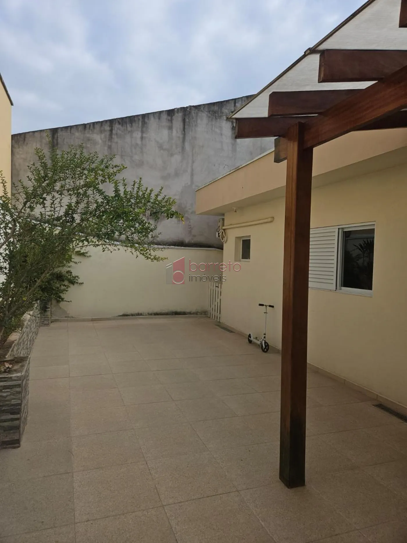 CASA À VENDA NO CONDOMÍNIO LAGUNA EM VÁRZEA PAULISTA/SP