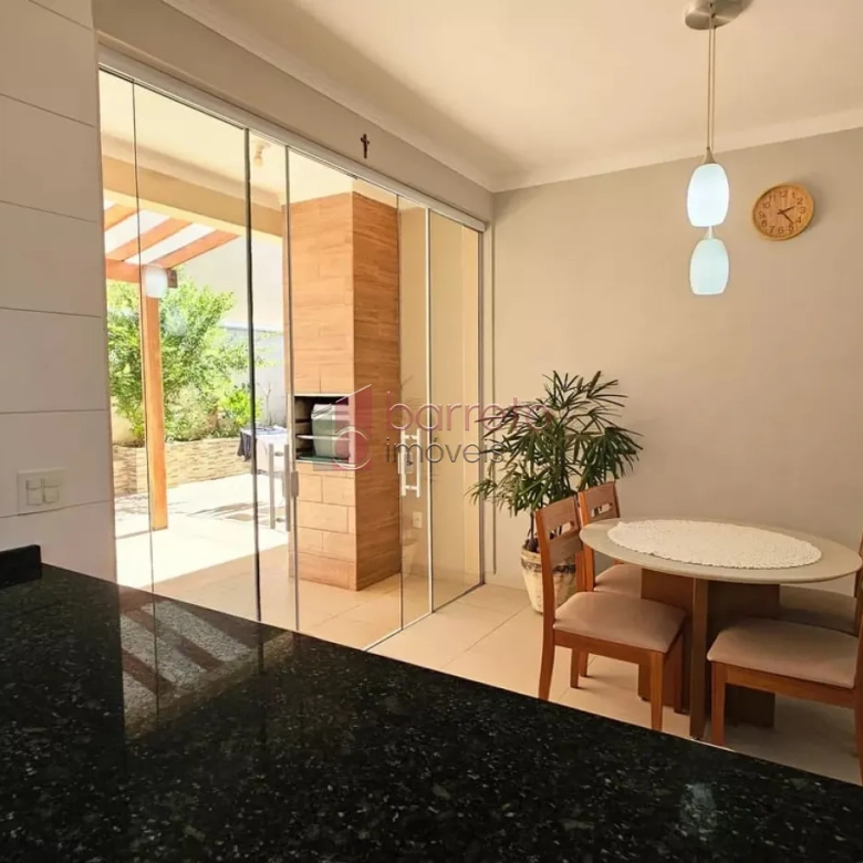 CASA À VENDA NO CONDOMÍNIO LAGUNA EM VÁRZEA PAULISTA/SP