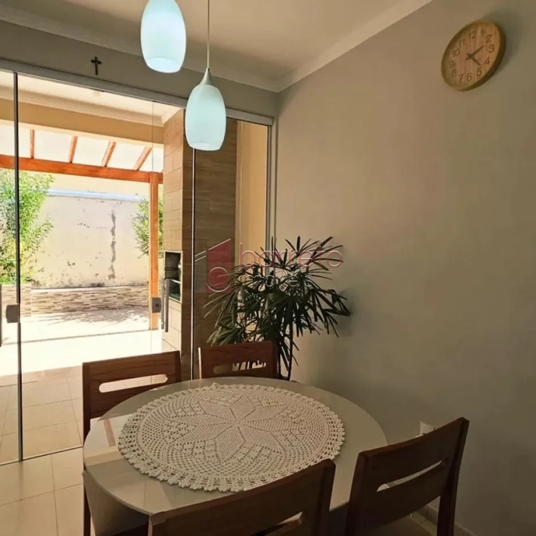 CASA À VENDA NO CONDOMÍNIO LAGUNA EM VÁRZEA PAULISTA/SP