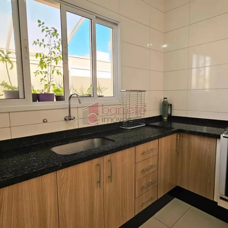 CASA À VENDA NO CONDOMÍNIO LAGUNA EM VÁRZEA PAULISTA/SP