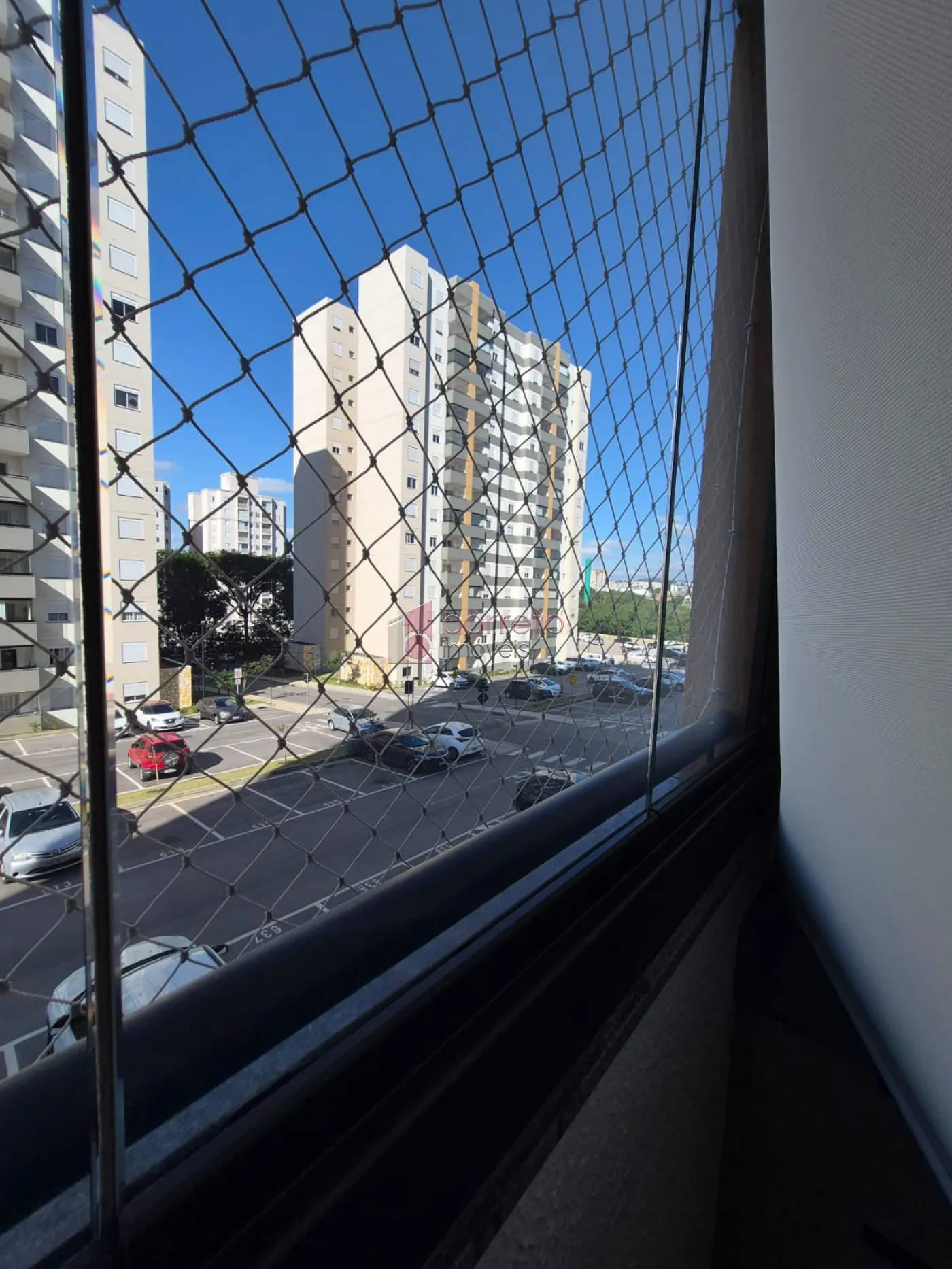 APARTAMENTO À VENDA NO CONDOMÍNIO LIFE NO BAIRRO ENGORDADOURO EM JUNDIAÍ/SP
