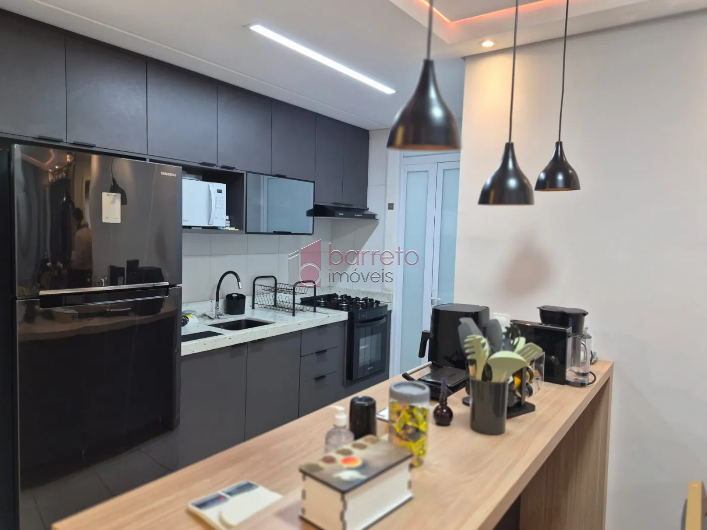 APARTAMENTO À VENDA NO CONDOMÍNIO LIFE NO BAIRRO ENGORDADOURO EM JUNDIAÍ/SP