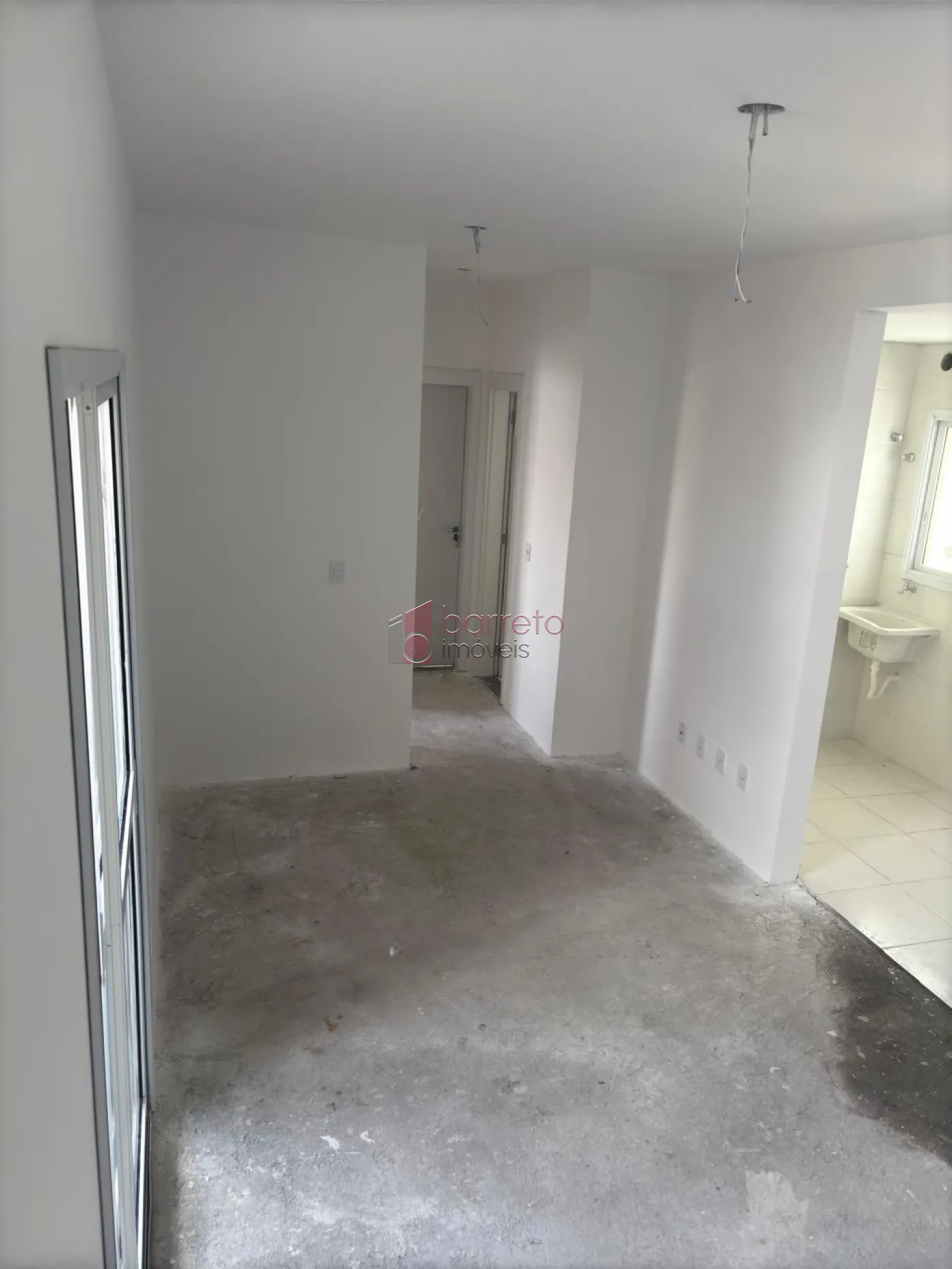 APARTAMENTO À VENDA NO CONDOMÍNIO RESERVA DO BOSQUE EM VÁRZEA PAULISTA/SP