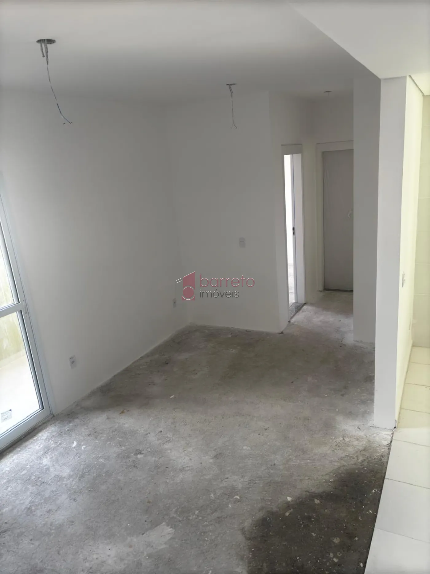 APARTAMENTO À VENDA NO CONDOMÍNIO RESERVA DO BOSQUE EM VÁRZEA PAULISTA/SP