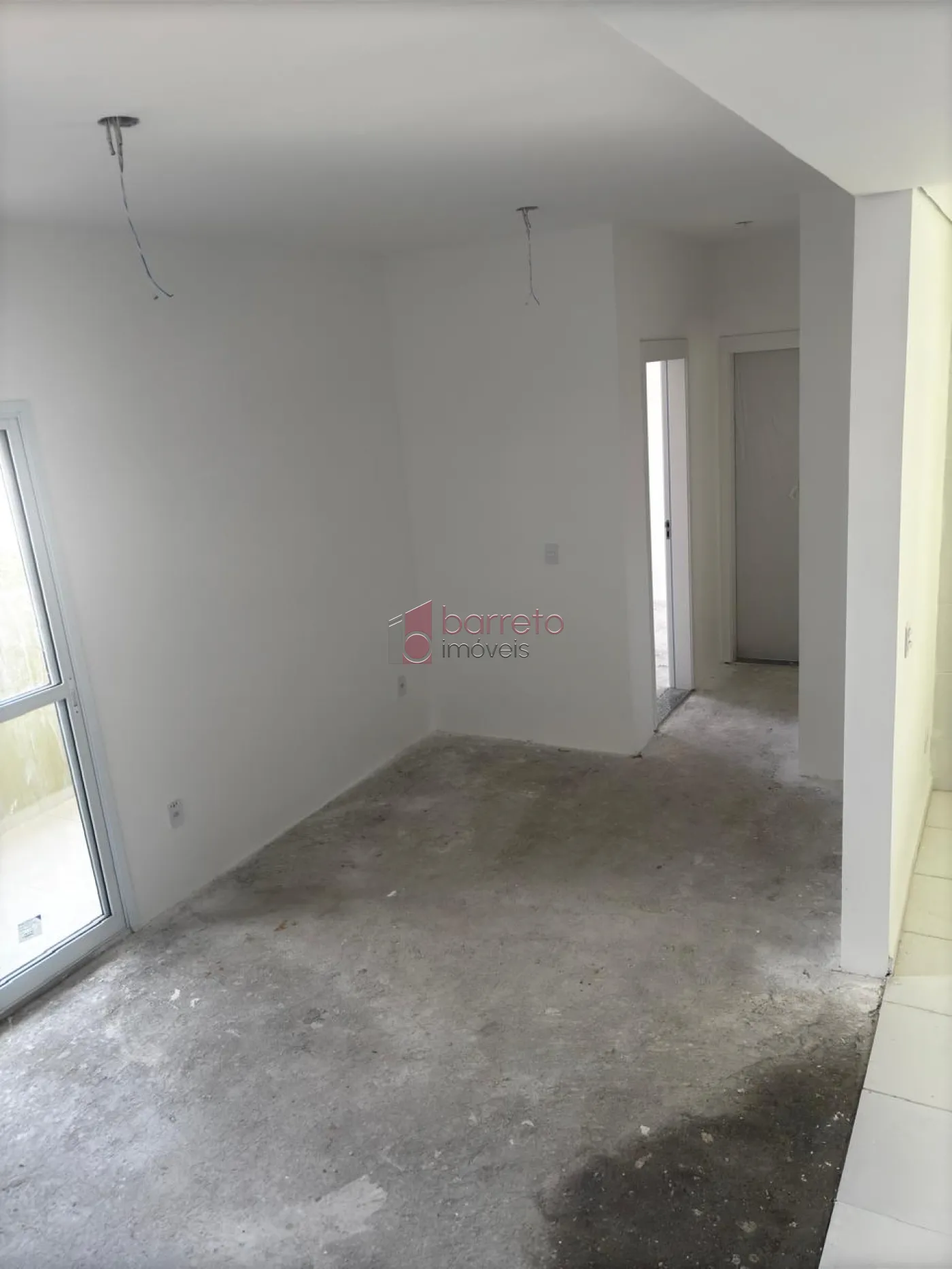 APARTAMENTO À VENDA NO CONDOMÍNIO RESERVA DO BOSQUE EM VÁRZEA PAULISTA/SP