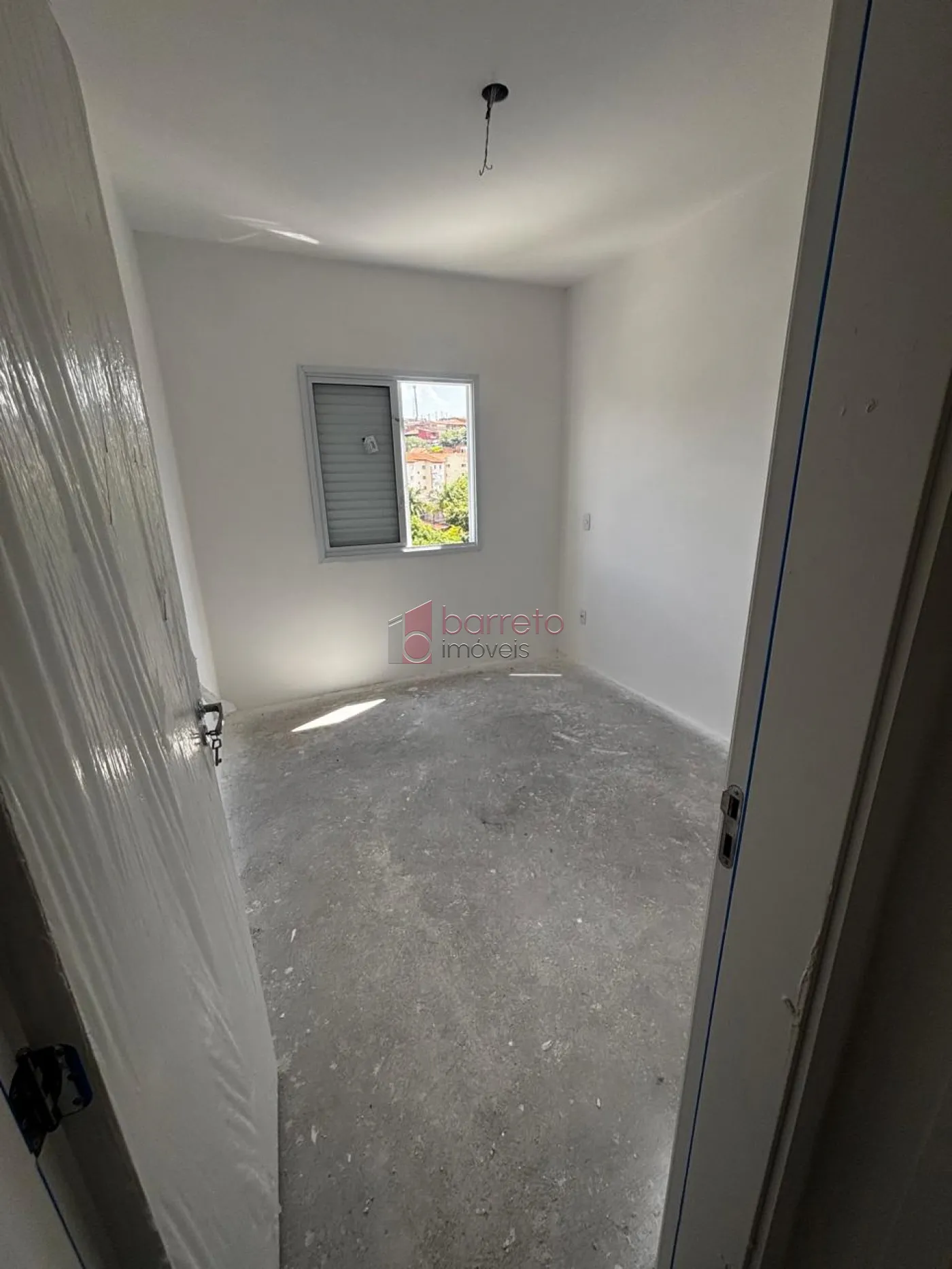 APARTAMENTO À VENDA NO CONDOMÍNIO RESERVA DO BOSQUE EM VÁRZEA PAULISTA/SP