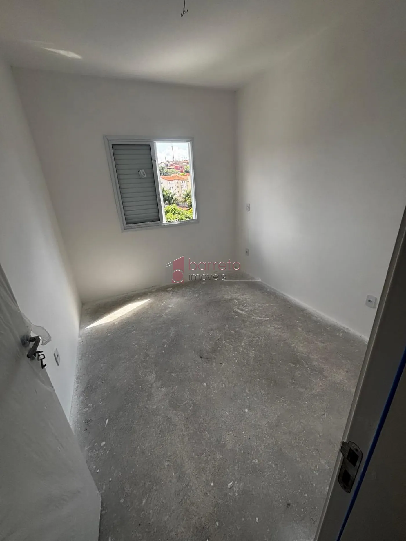 APARTAMENTO À VENDA NO CONDOMÍNIO RESERVA DO BOSQUE EM VÁRZEA PAULISTA/SP