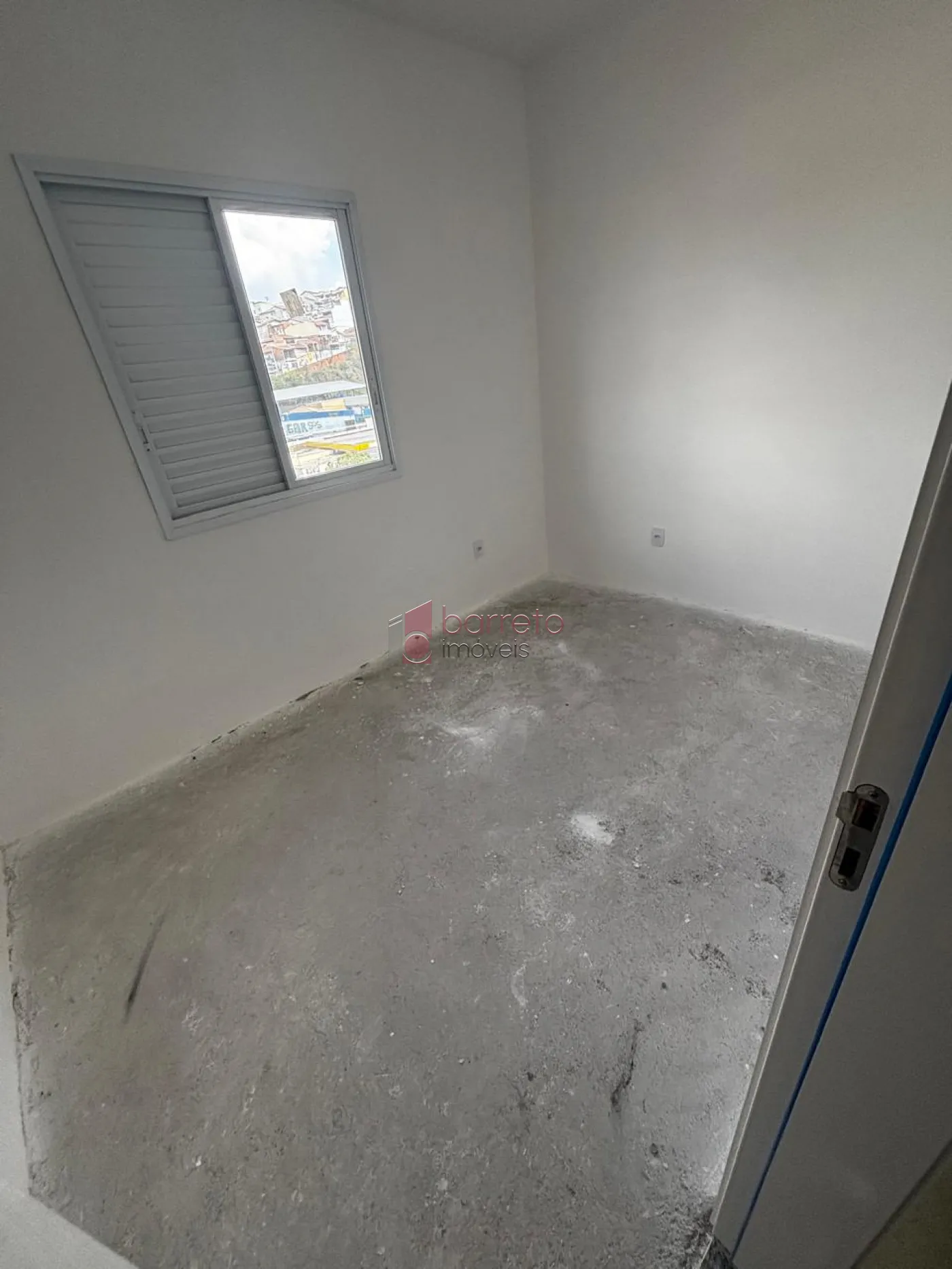 APARTAMENTO À VENDA NO CONDOMÍNIO RESERVA DO BOSQUE EM VÁRZEA PAULISTA/SP