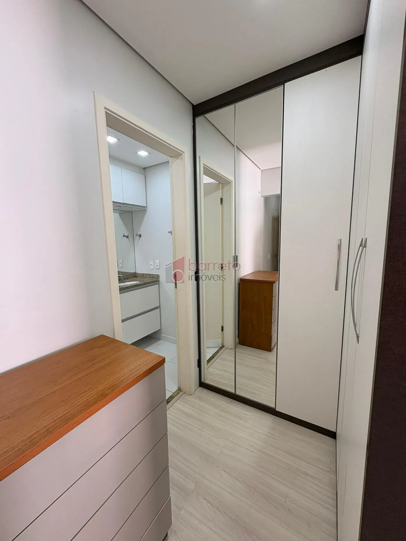 APARTAMENTO MOBILIADO PARA LOCAÇÃO NO CONDOMÍNIO PALAZZO REALE – JUNDIAÍ/SP