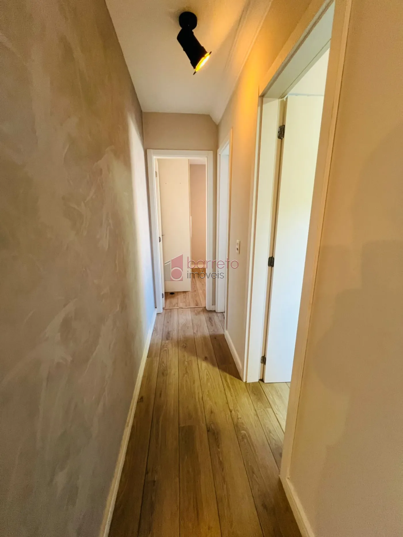 APARTAMENTO MOBILIADO PARA LOCAÇÃO NO RESIDENCIAL TOPÁZIO – JUNDIAÍ/SP