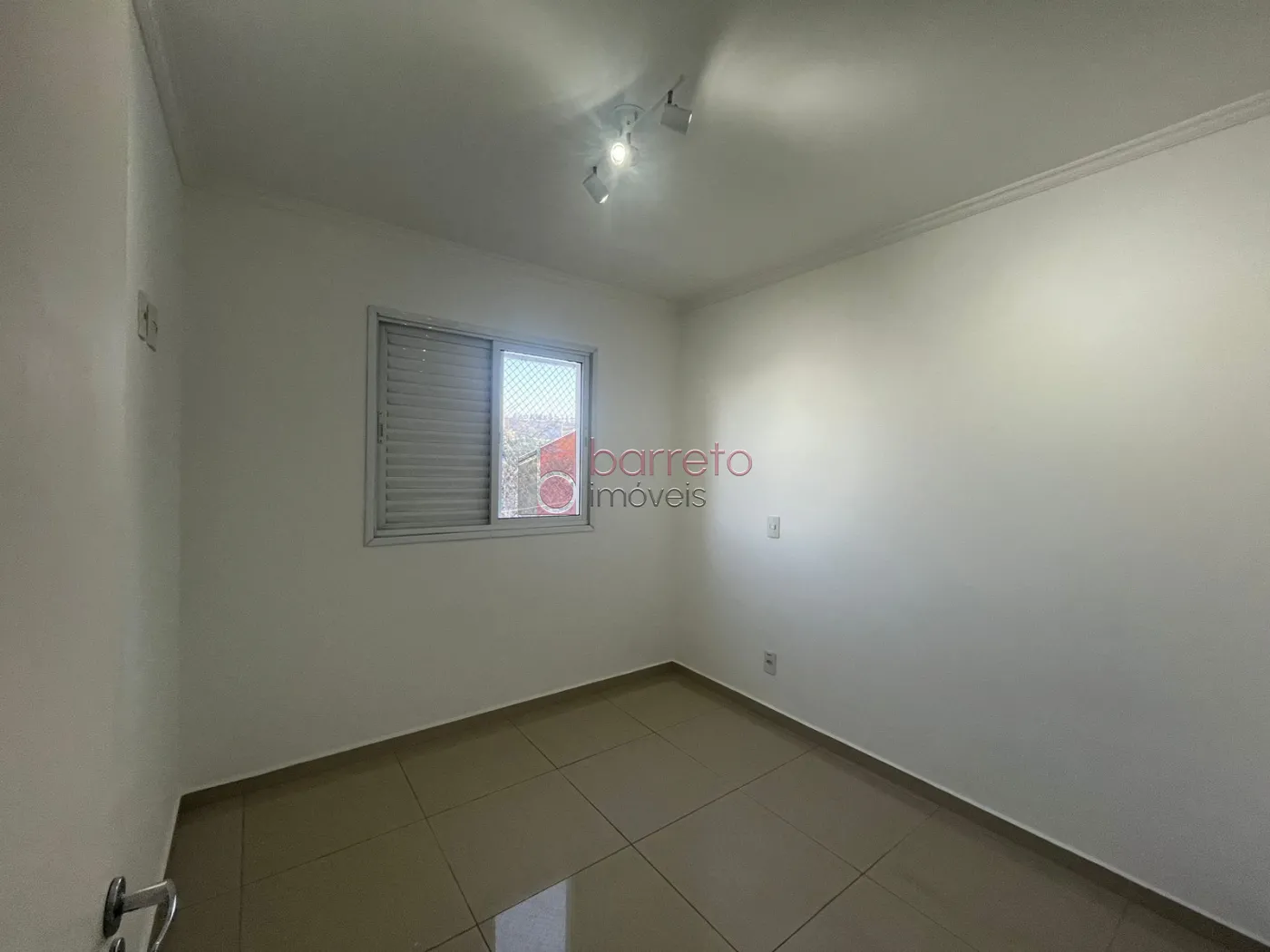 APARTAMENTO PARA LOCAÇÃO E VENDA NO CONDOMÍNIO PIAZZA MESSINA – JARDIM MESSINA EM JUNDIAÍ/SP