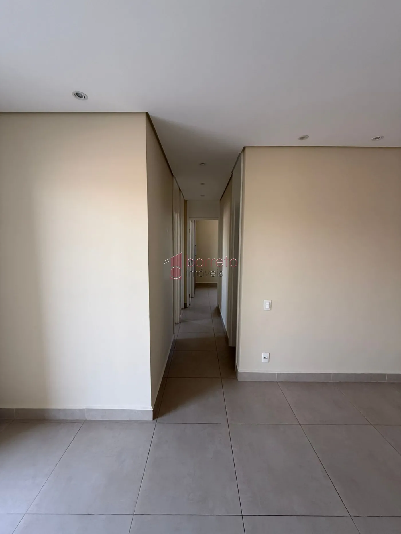 APARTAMENTO PARA LOCAÇÃO NO CONDOMÍNIO GRAND CLUB – JUNDIAÍ/SP