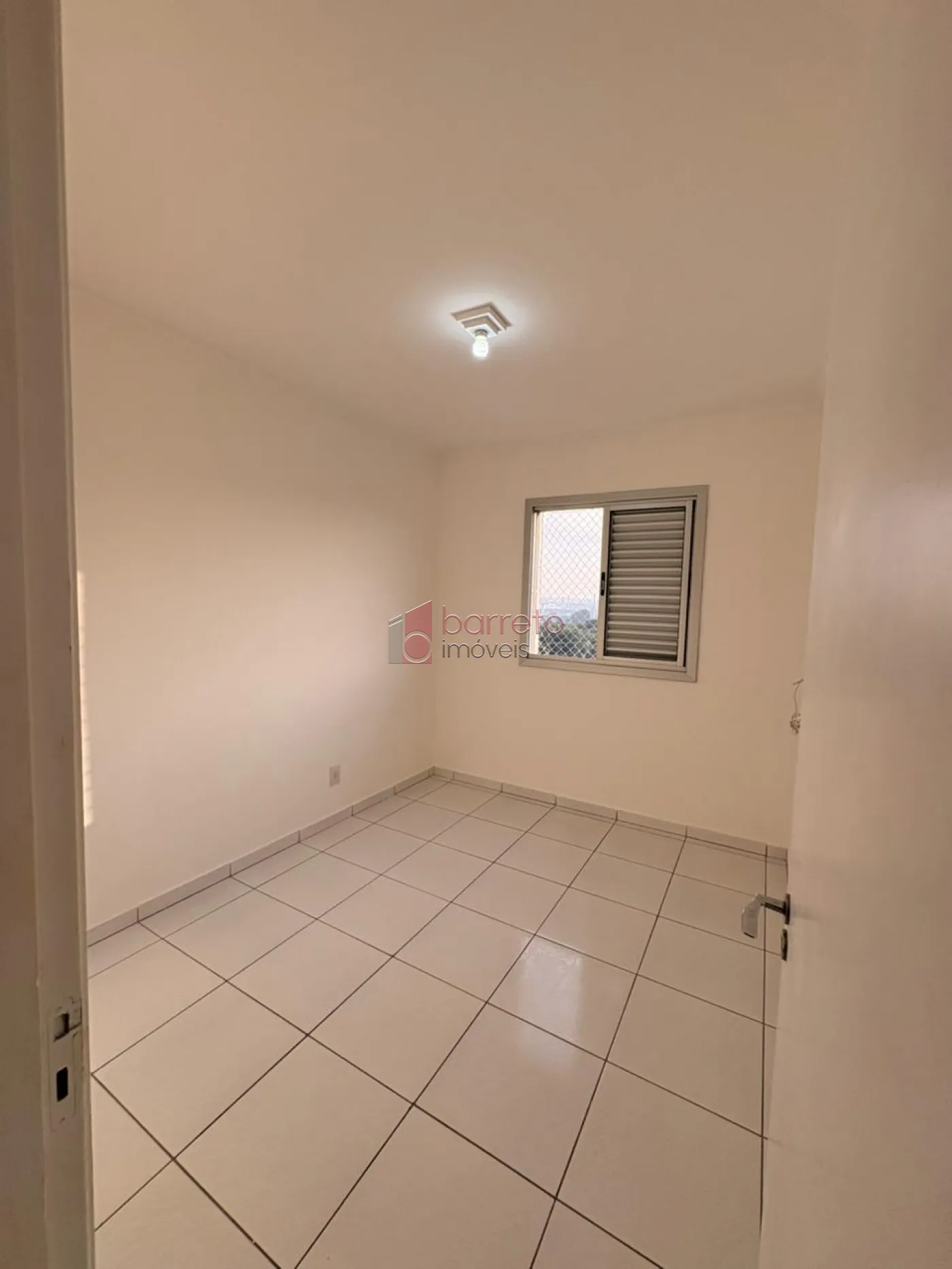 APARTAMENTO PARA LOCAÇÃO NO CONDOMÍNIO PORTAL DAS PALMEIRAS – JUNDIAÍ/SP