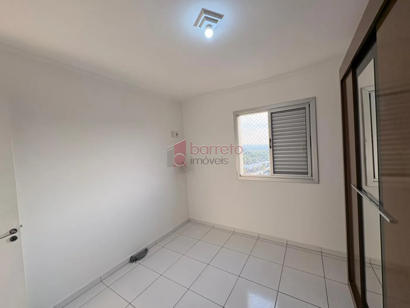 APARTAMENTO PARA LOCAÇÃO NO CONDOMÍNIO PORTAL DAS PALMEIRAS – JUNDIAÍ/SP