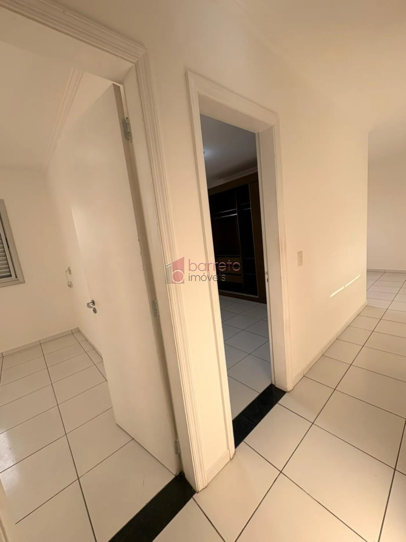 APARTAMENTO PARA LOCAÇÃO NO CONDOMÍNIO PORTAL DAS PALMEIRAS – JUNDIAÍ/SP