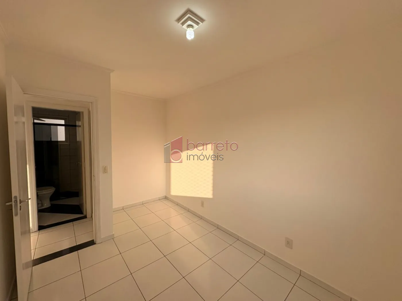 APARTAMENTO PARA LOCAÇÃO NO CONDOMÍNIO PORTAL DAS PALMEIRAS – JUNDIAÍ/SP