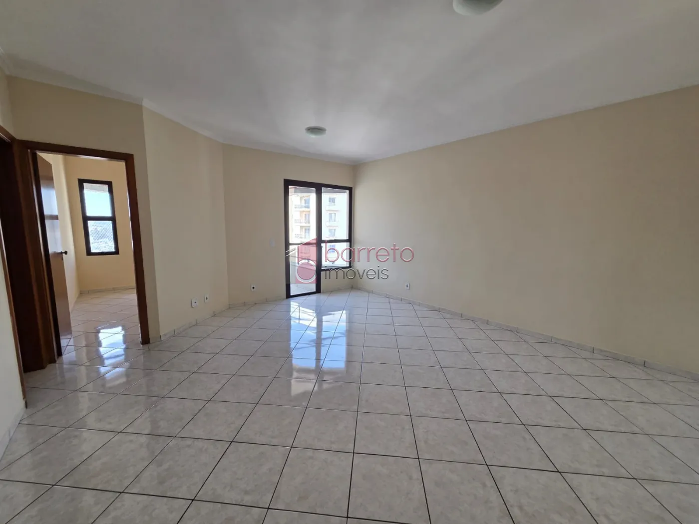 APARTAMENTO PARA LOCAÇÃO NO EDIFÍCIO ITAPUÃ NO CENTRO – JUNDIAÍ/SP