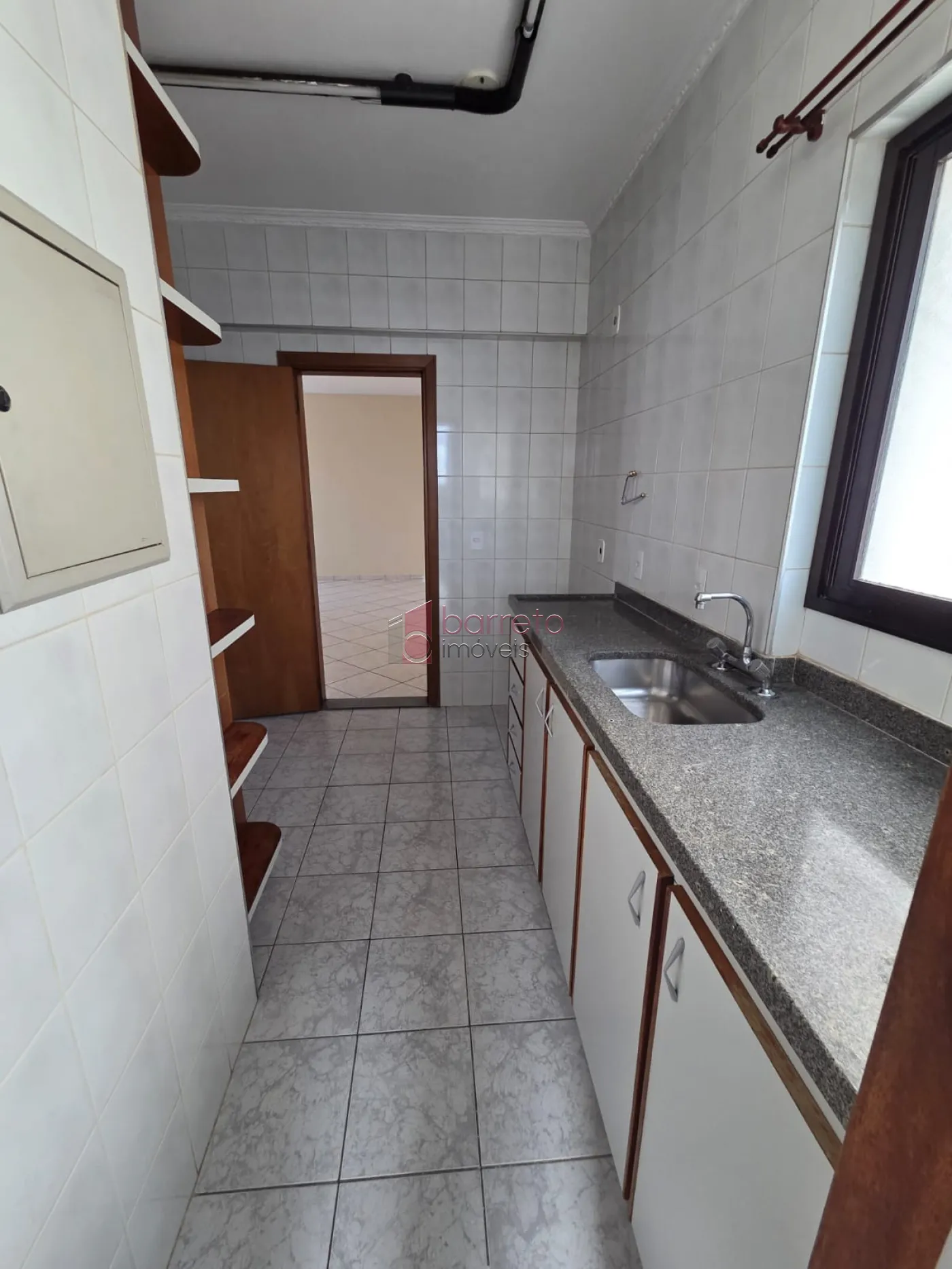 APARTAMENTO PARA LOCAÇÃO NO EDIFÍCIO ITAPUÃ NO CENTRO – JUNDIAÍ/SP