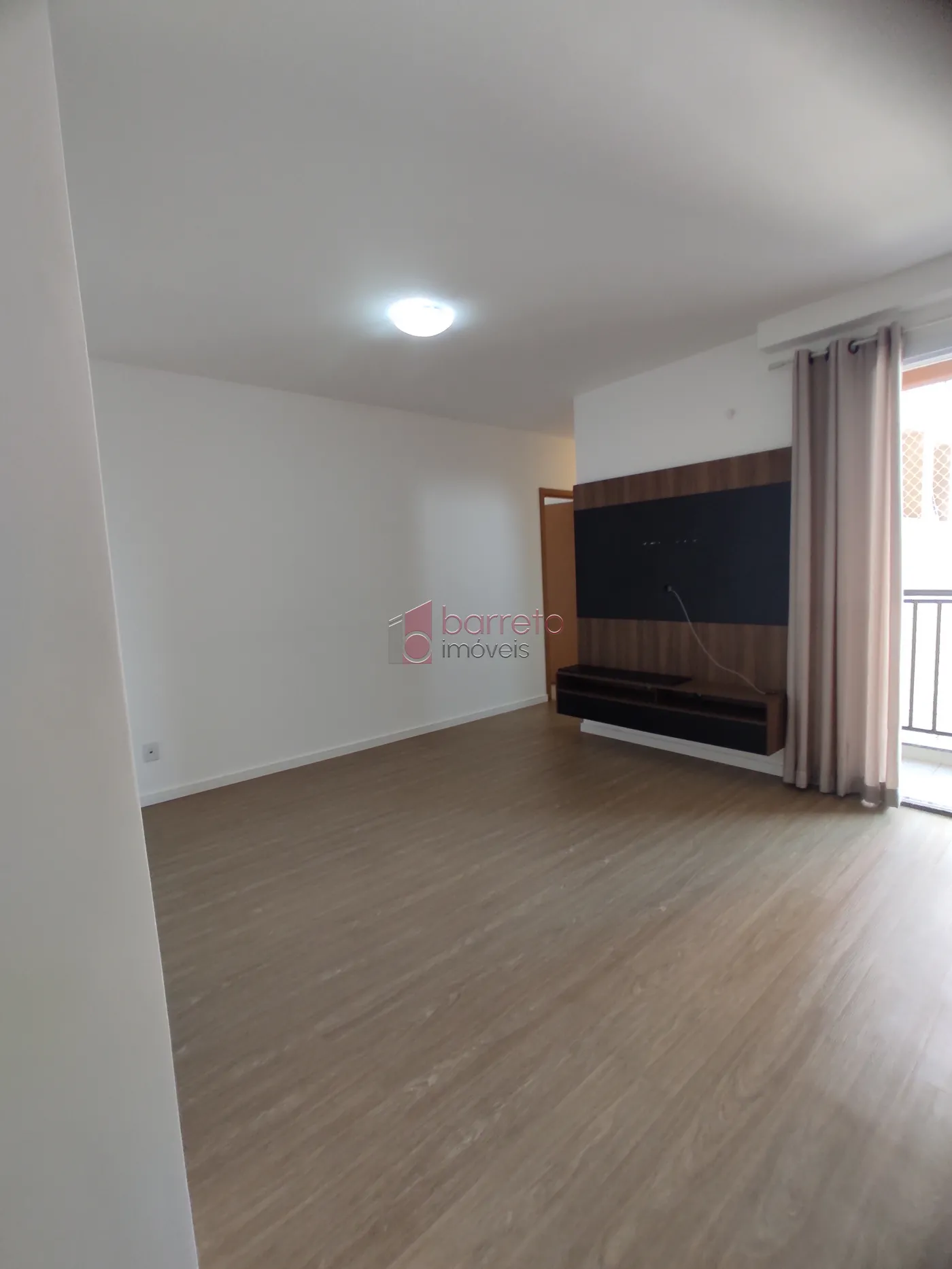 APARTAMENTO PARA VENDA E LOCAÇÃO NO CONDOMÍNIO MYRIAD – JUNDIAÍ/SP