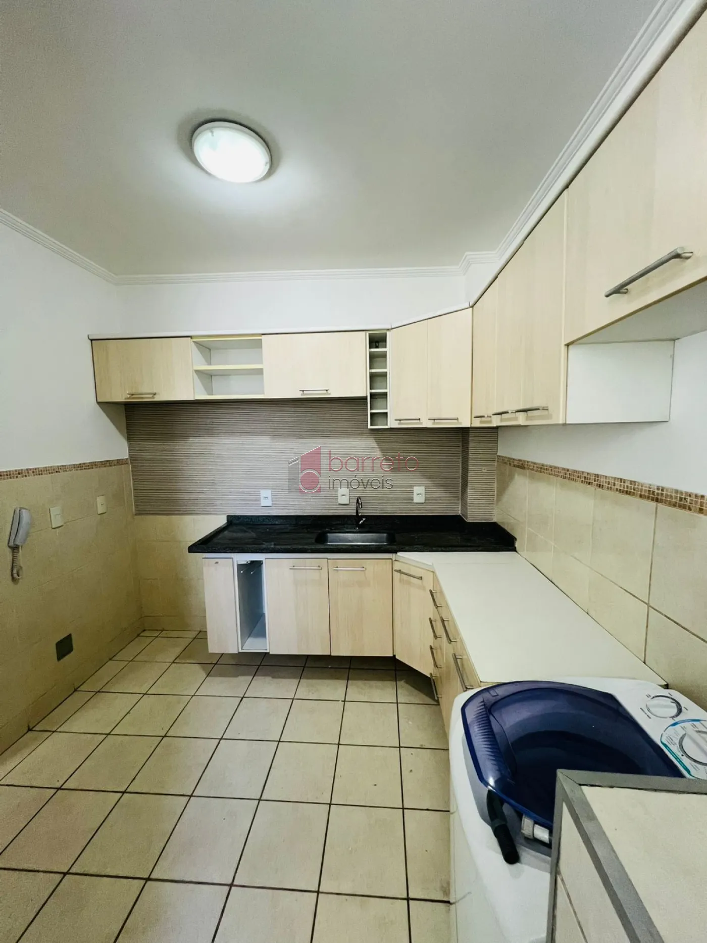 APARTAMENTO SEMI MOBILIADO PARA LOCAÇÃO E VENDA NO CONDOMÍNIO CHÁCARA DAS FLORES II EM JUNDIAÍ/SP