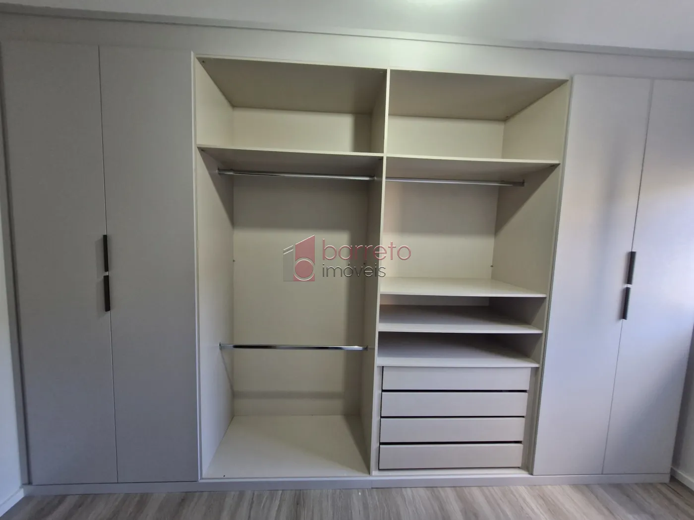 APARTAMENTO SEMI MOBILIADO PARA LOCAÇÃO NO CONDOMÍNIO MAXX SANTA ANGELA – JUNDIAÍ/SP