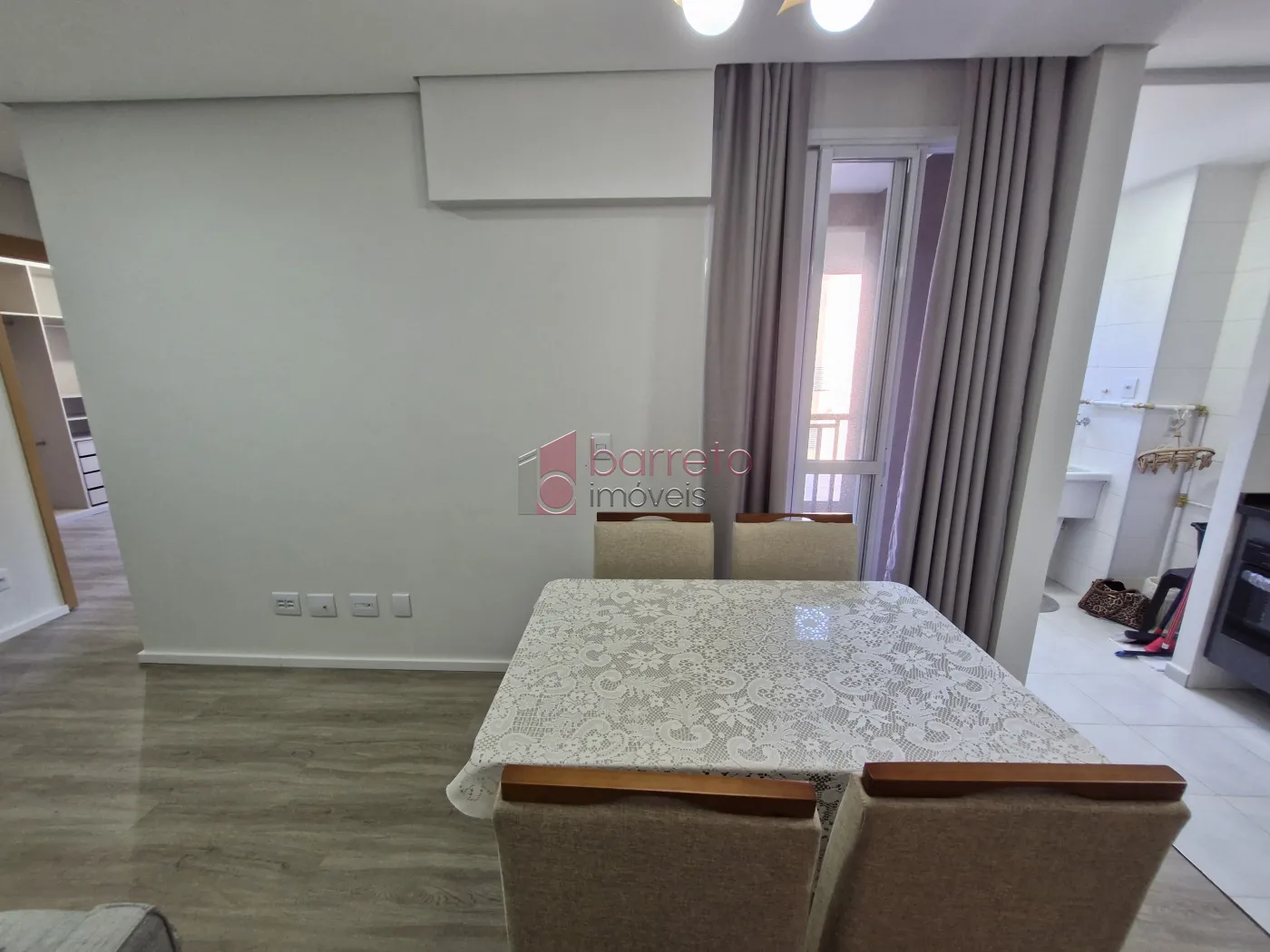 APARTAMENTO SEMI MOBILIADO PARA LOCAÇÃO NO CONDOMÍNIO MAXX SANTA ANGELA – JUNDIAÍ/SP
