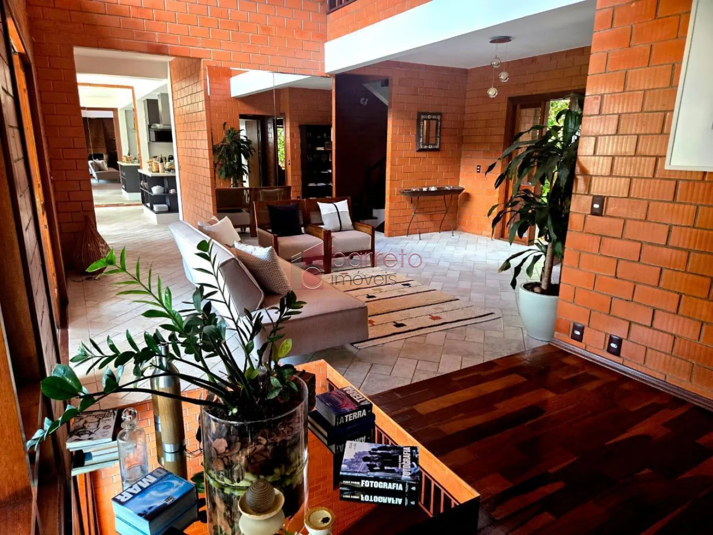 CASA À VENDA NO CONDOMÍNIO CAPITAL VILLE I EM CAJAMAR/SP