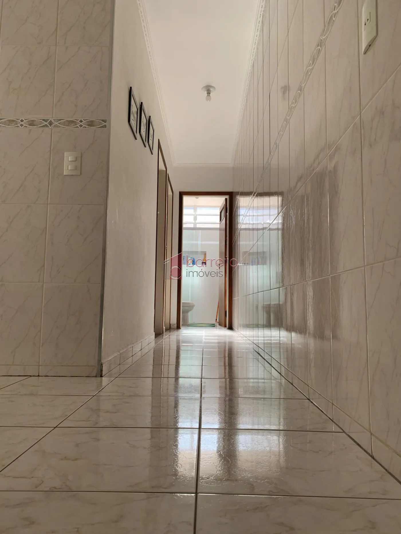 CASA À VENDA NO JARDIM TARUMÃ, JUDIAÍ/SP