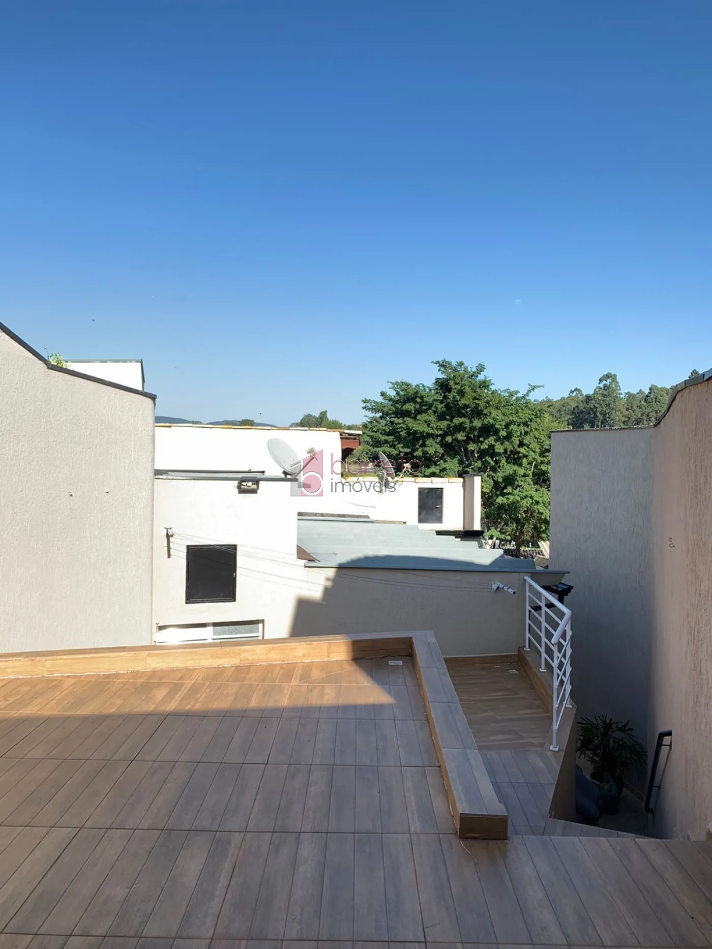 CASA À VENDA NO JARDIM TARUMÃ, JUDIAÍ/SP