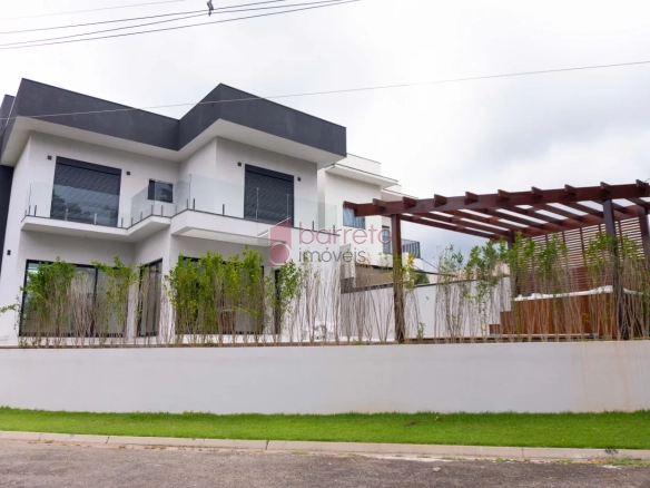 CASA ALTO PADRÃO À VENDA NO CONDOMÍNIO PHYTUS EM ITUPEVA/SP