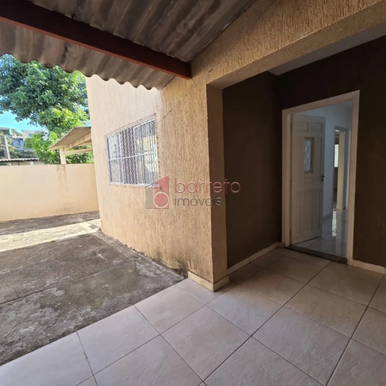 CASA COM ENTRADA INDEPENDENTE PARA LOCAÇÃO NA PONTE SÃO JOÃO – JUNDIAÍ/SP