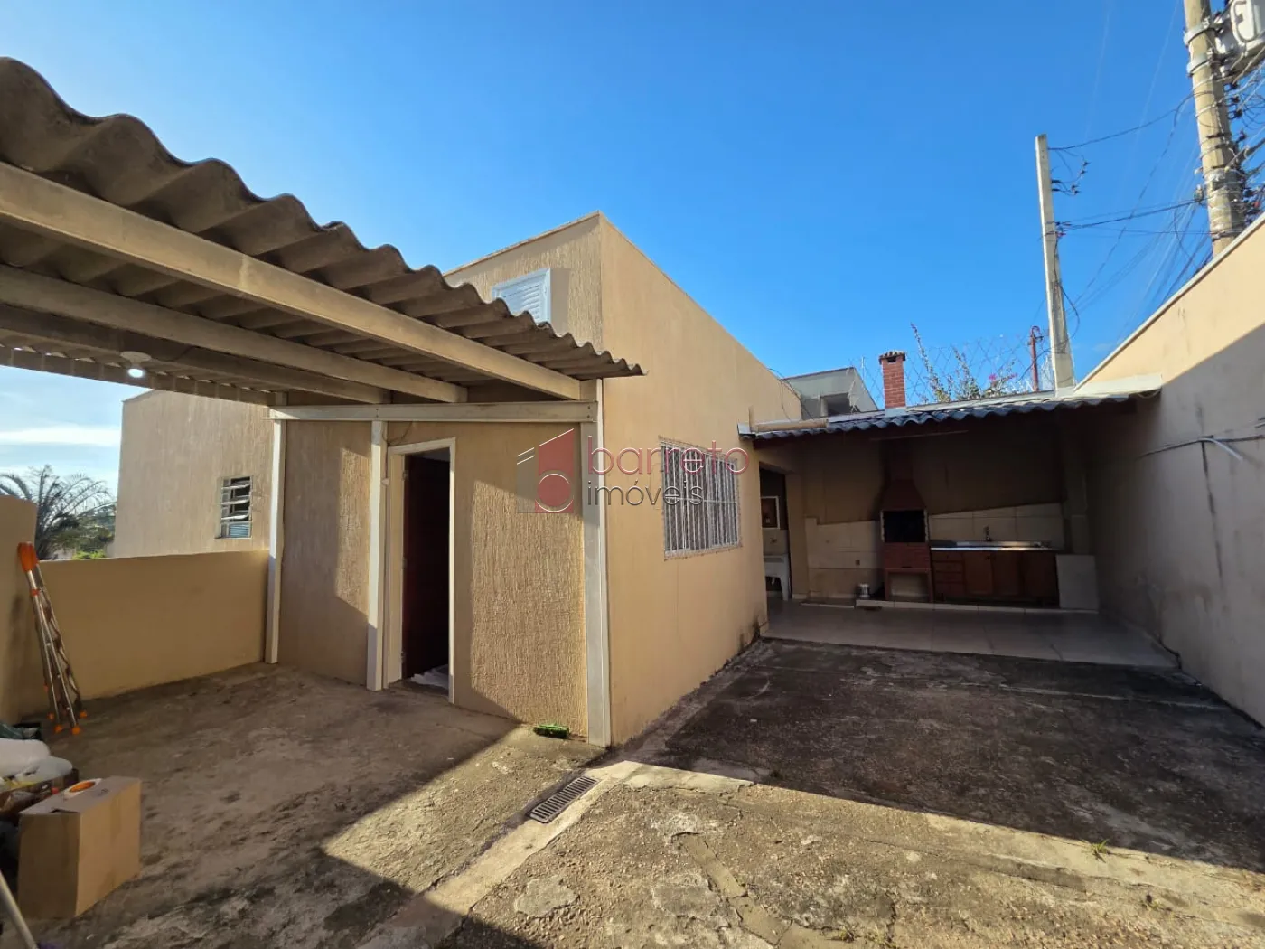CASA COM ENTRADA INDEPENDENTE PARA LOCAÇÃO NA PONTE SÃO JOÃO – JUNDIAÍ/SP