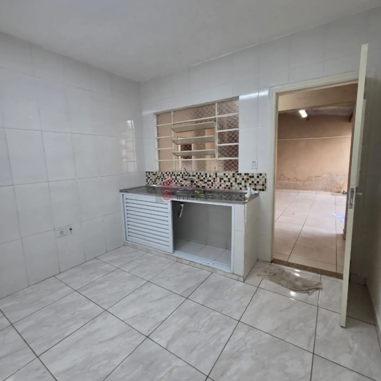 CASA COM ENTRADA INDEPENDENTE PARA LOCAÇÃO NA PONTE SÃO JOÃO – JUNDIAÍ/SP