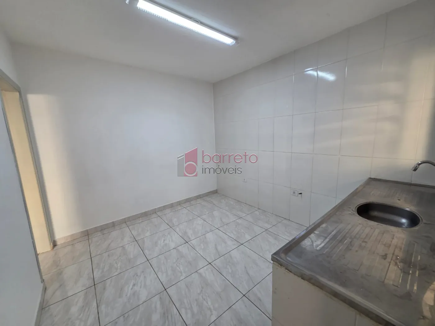 CASA COM ENTRADA INDEPENDENTE PARA LOCAÇÃO NA PONTE SÃO JOÃO – JUNDIAÍ/SP
