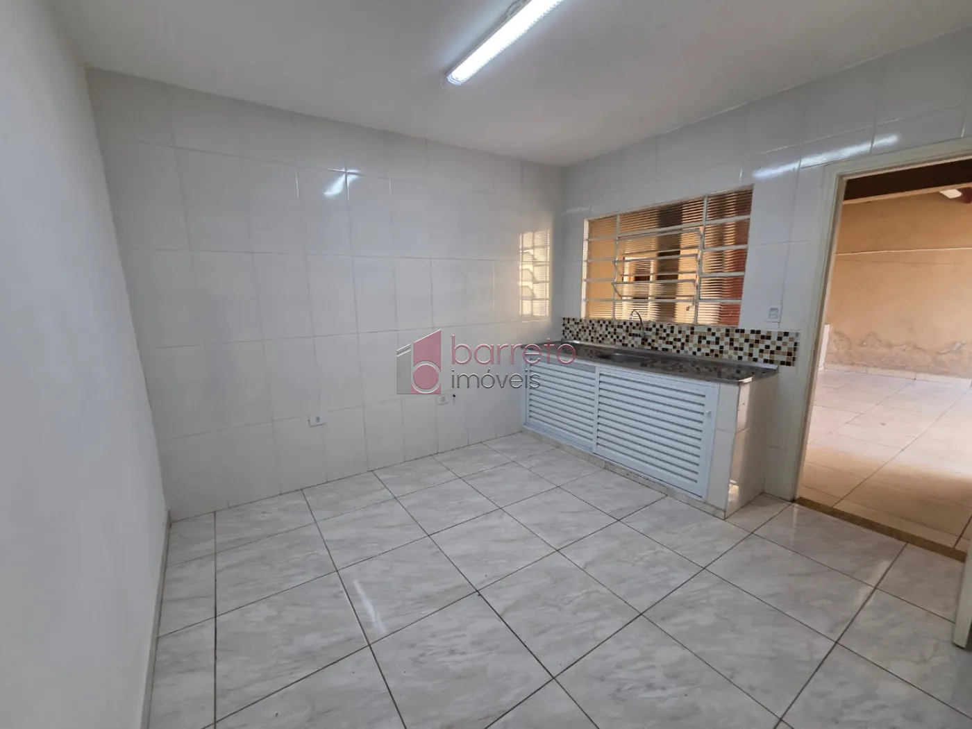 CASA COM ENTRADA INDEPENDENTE PARA LOCAÇÃO NA PONTE SÃO JOÃO – JUNDIAÍ/SP