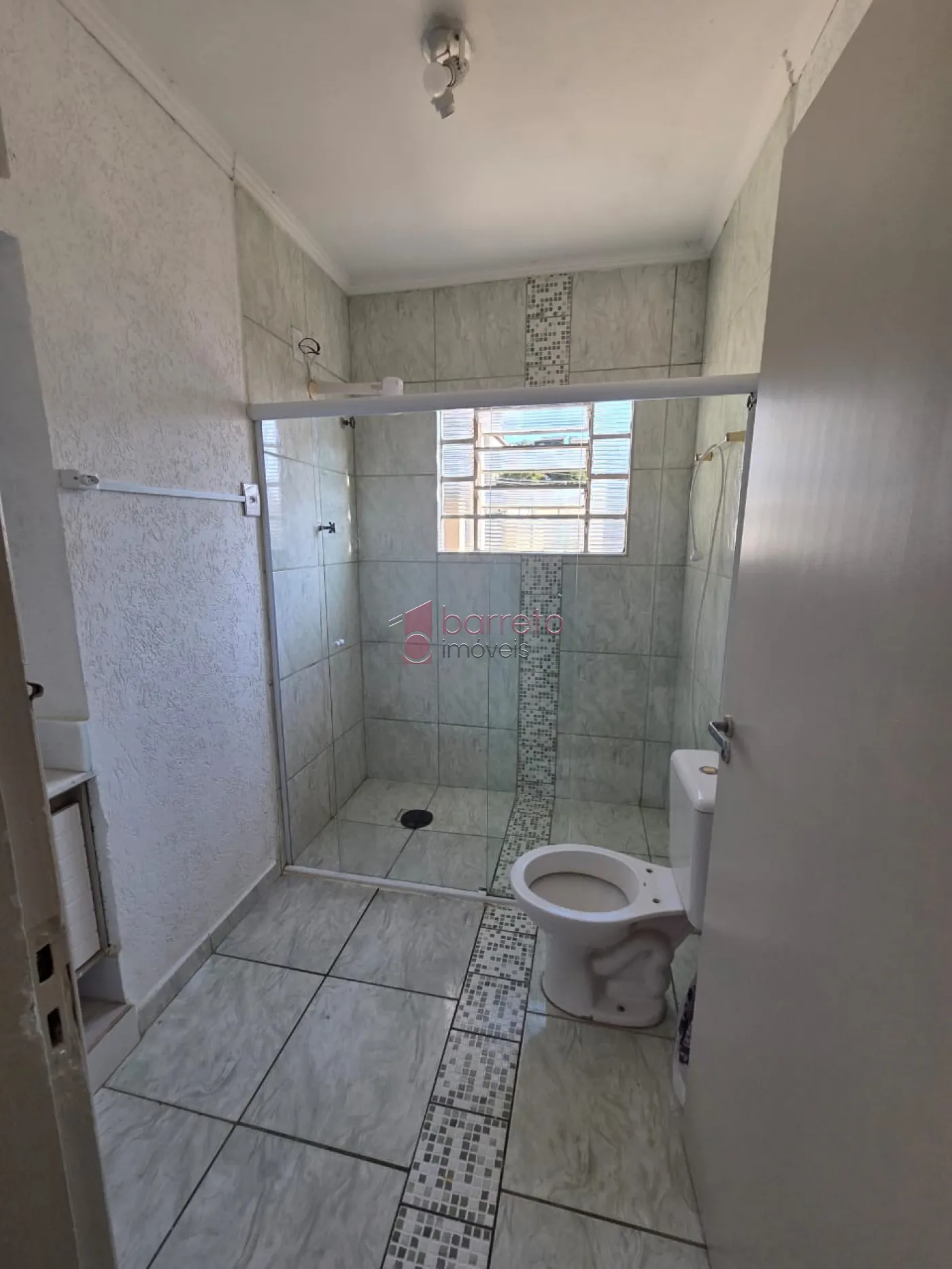 CASA COM ENTRADA INDEPENDENTE PARA LOCAÇÃO NA PONTE SÃO JOÃO – JUNDIAÍ/SP