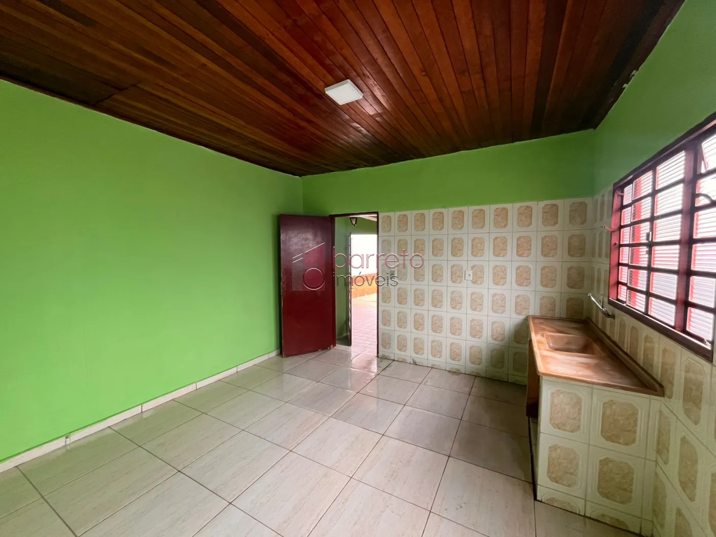CASA COM SALÃO À VENDA NO JARDIM MARTINS EM JUNDIAÍ/SP